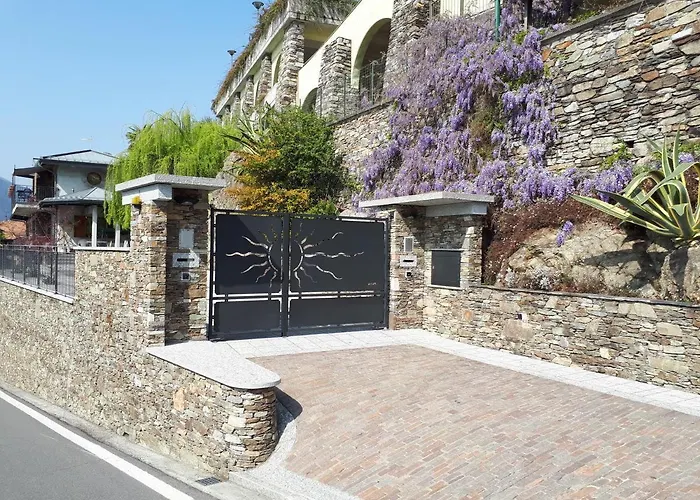 Sole & Lago-lake * Maccagno