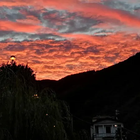 Sole & Lago-lake * Maccagno