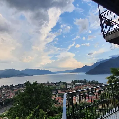 Sole & Lago-lake Maccagno