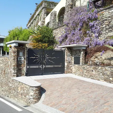 Sole & Lago-lake * Maccagno